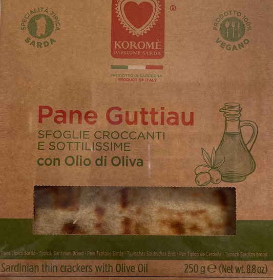 Pane Guttiau con olio di oliva e sale